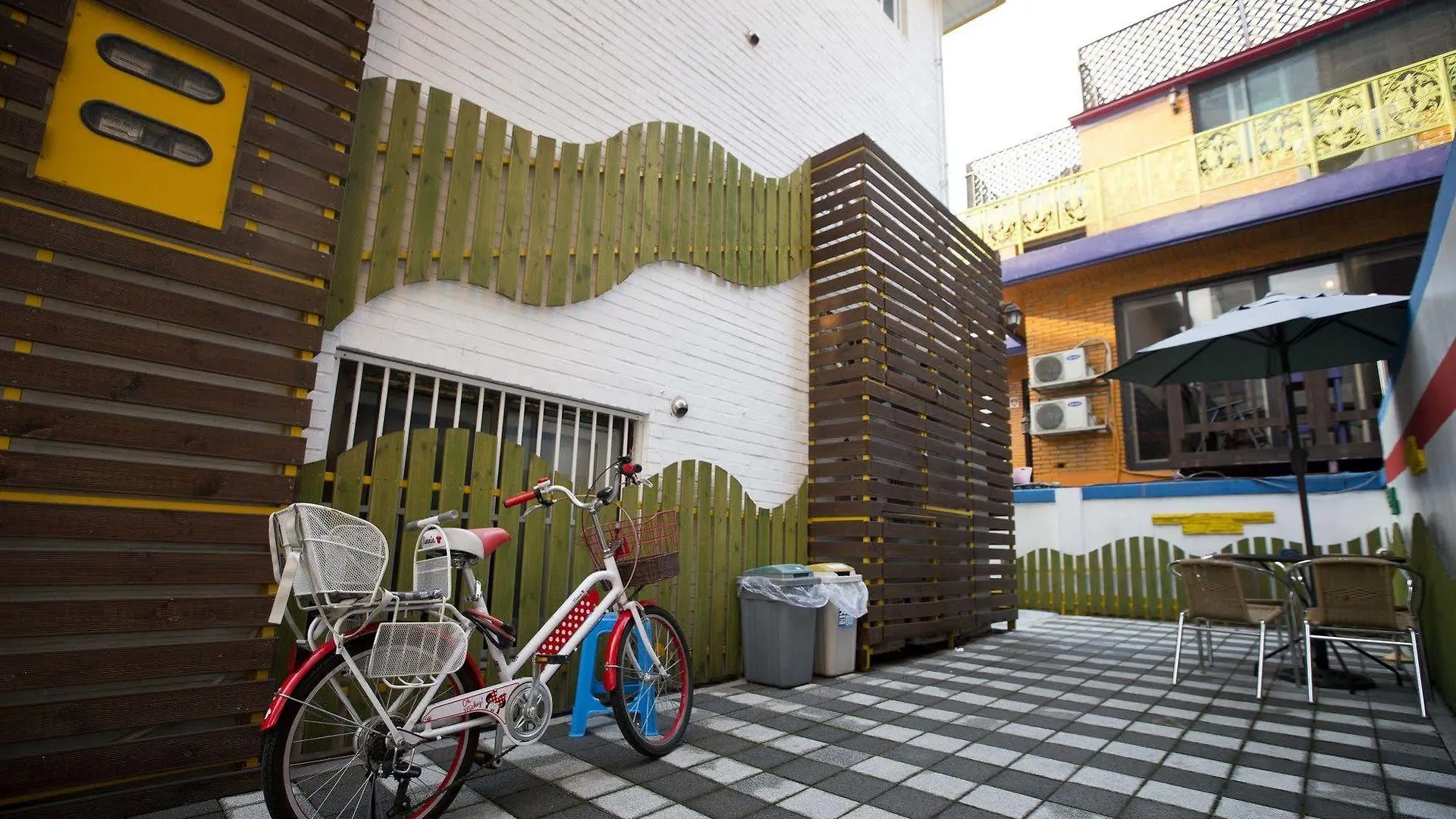 Duriworld House Hotel Seoul 2*,  South Korea